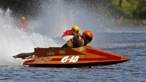 700CC Runabout Race Boat