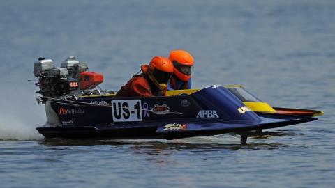 OSY-400 Race Boat